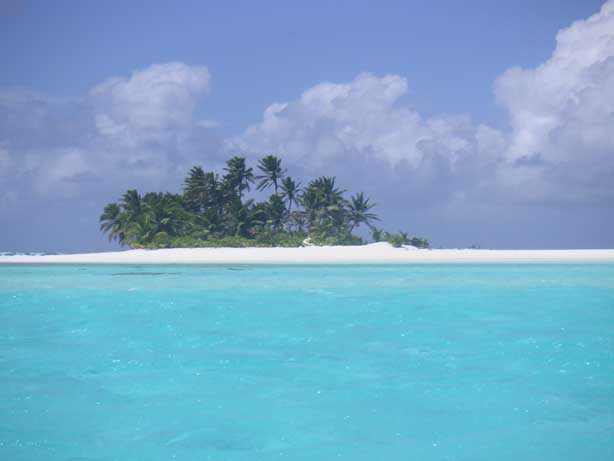 Zicht op strand, Cocs Keeling